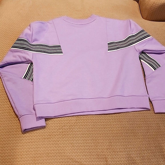 NWT PELOTON Lightweight Sweatshirt - Picture 6 of 7